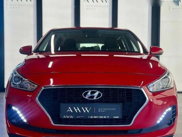 Хендай i30, объемом двигателя 1.6 л и пробегом 108 тыс. км за 16490 $, фото 1 на Automoto.ua