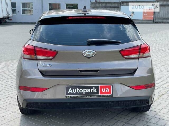 Хендай i30, об'ємом двигуна 1.5 л та пробігом 32 тис. км за 17790 $, фото 5 на Automoto.ua