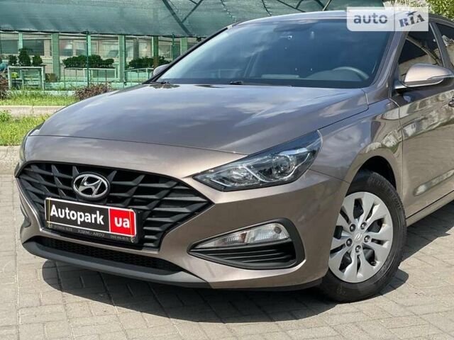 Хендай i30, об'ємом двигуна 1.5 л та пробігом 32 тис. км за 17790 $, фото 10 на Automoto.ua