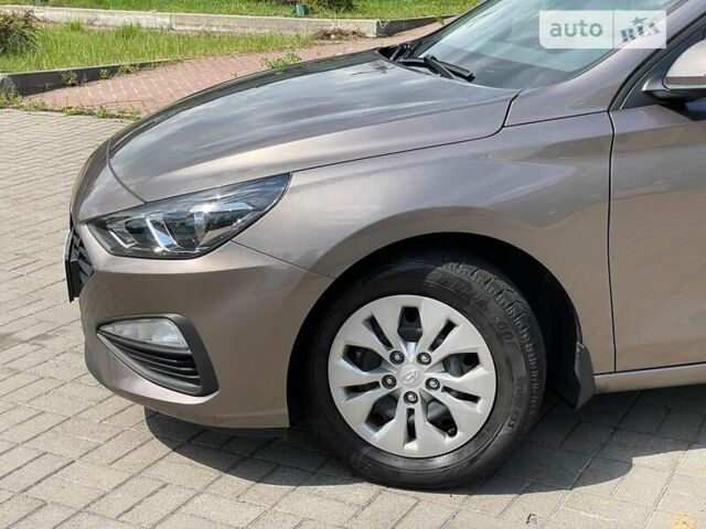 Хендай i30, объемом двигателя 1.5 л и пробегом 32 тыс. км за 17790 $, фото 8 на Automoto.ua