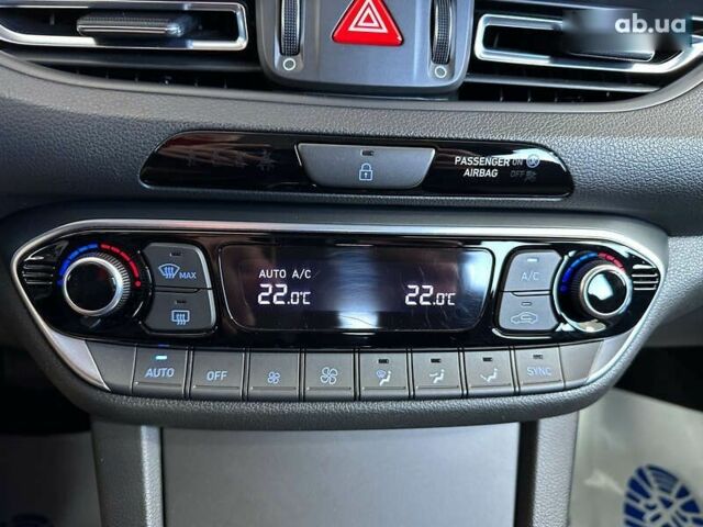 Хендай i30, объемом двигателя 1.5 л и пробегом 173 тыс. км за 16250 $, фото 19 на Automoto.ua