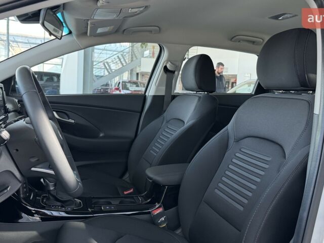 Хендай i30 2024 года купить новое авто Хендай i30 2024 года от официального дилера Автоцентр AUTO.RIA Хендай фото