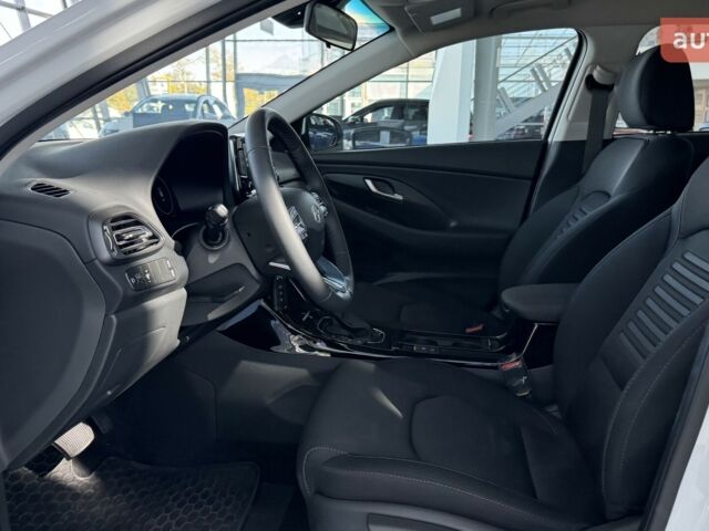 Хендай i30 2024 года купить новое авто Хендай i30 2024 года от официального дилера Автоцентр AUTO.RIA Хендай фото