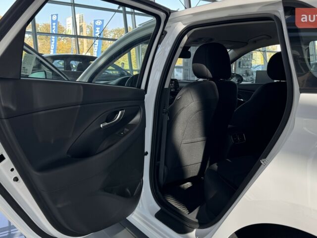 Хендай i30 2024 года купить новое авто Хендай i30 2024 года от официального дилера Автоцентр AUTO.RIA Хендай фото