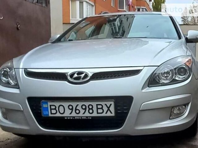 Хендай i30, объемом двигателя 1.58 л и пробегом 280 тыс. км за 6000 $, фото 5 на Automoto.ua