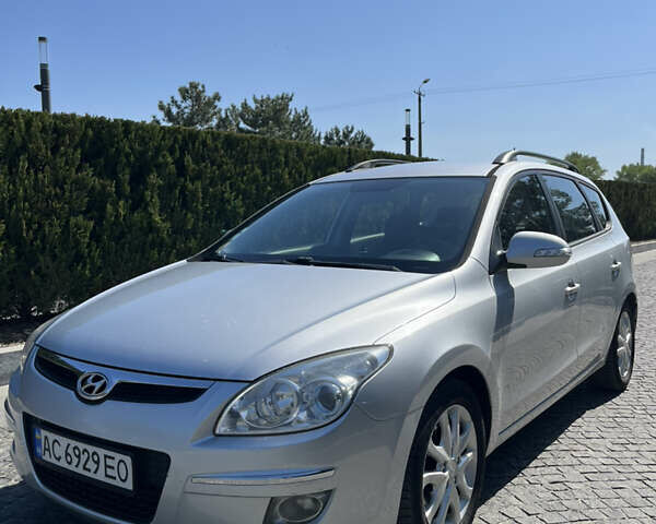 Хендай i30, объемом двигателя 1.6 л и пробегом 315 тыс. км за 5500 $, фото 6 на Automoto.ua