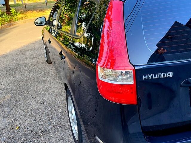 Хендай i30, объемом двигателя 1.6 л и пробегом 200 тыс. км за 5500 $, фото 6 на Automoto.ua