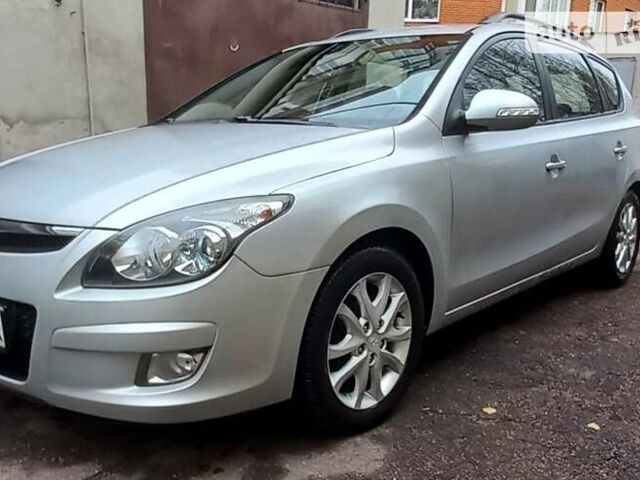 Хендай i30, объемом двигателя 1.58 л и пробегом 280 тыс. км за 6000 $, фото 2 на Automoto.ua