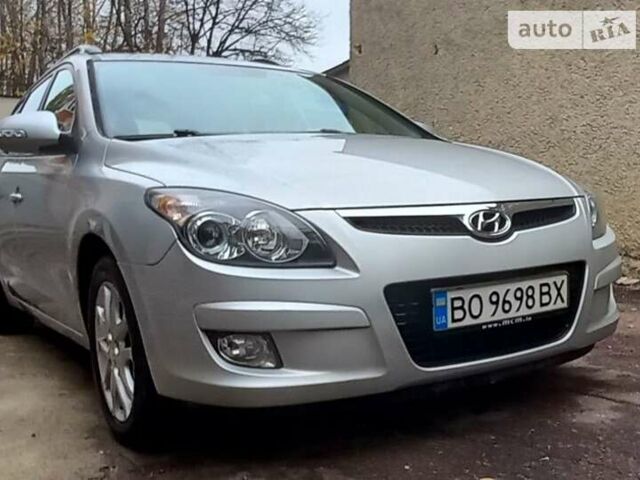 Хендай i30, объемом двигателя 1.58 л и пробегом 280 тыс. км за 6000 $, фото 1 на Automoto.ua