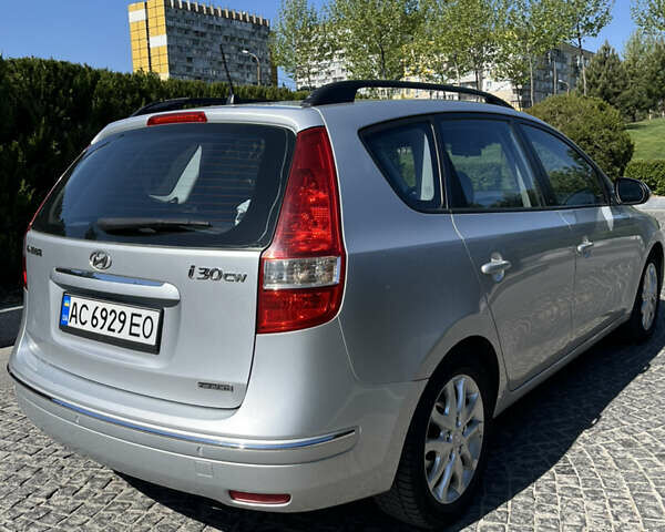 Хендай i30, объемом двигателя 1.6 л и пробегом 315 тыс. км за 5500 $, фото 4 на Automoto.ua