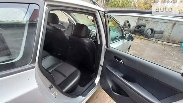 Хендай i30, объемом двигателя 1.58 л и пробегом 280 тыс. км за 6000 $, фото 14 на Automoto.ua