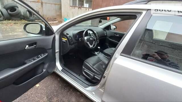 Хендай i30, объемом двигателя 1.58 л и пробегом 280 тыс. км за 6000 $, фото 20 на Automoto.ua