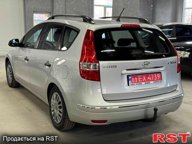Хендай i30, объемом двигателя 16 л и пробегом 155 тыс. км за 6799 $, фото 2 на Automoto.ua