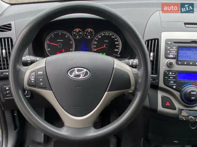 Хендай i30, объемом двигателя 1.6 л и пробегом 180 тыс. км за 6999 $, фото 11 на Automoto.ua