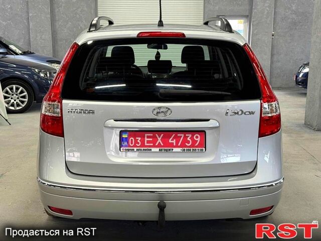 Хендай i30, объемом двигателя 16 л и пробегом 155 тыс. км за 6799 $, фото 3 на Automoto.ua
