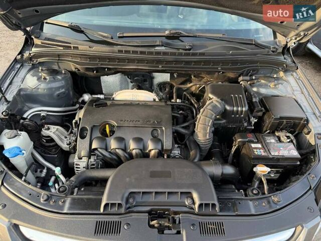 Хендай i30, объемом двигателя 1.4 л и пробегом 189 тыс. км за 7500 $, фото 11 на Automoto.ua