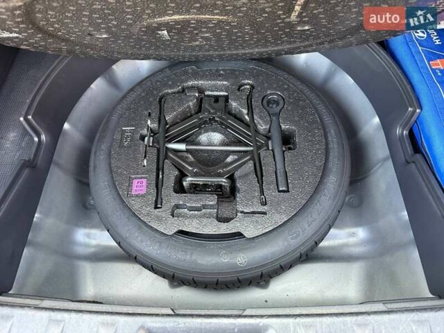 Хендай i30, объемом двигателя 1.4 л и пробегом 189 тыс. км за 7500 $, фото 28 на Automoto.ua