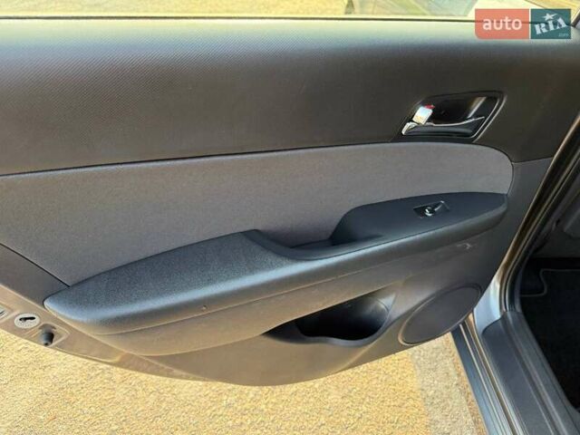 Хендай i30, объемом двигателя 1.4 л и пробегом 189 тыс. км за 7500 $, фото 30 на Automoto.ua