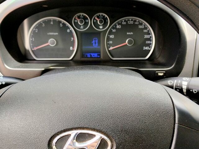 Хендай i30, об'ємом двигуна 1.4 л та пробігом 177 тис. км за 5700 $, фото 3 на Automoto.ua