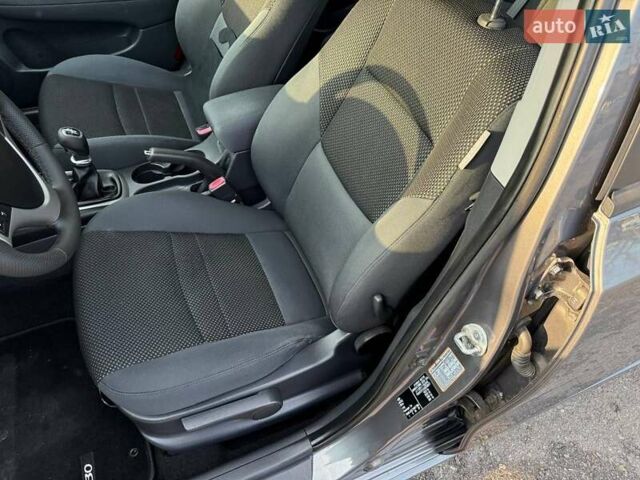 Хендай i30, объемом двигателя 1.4 л и пробегом 189 тыс. км за 7500 $, фото 19 на Automoto.ua