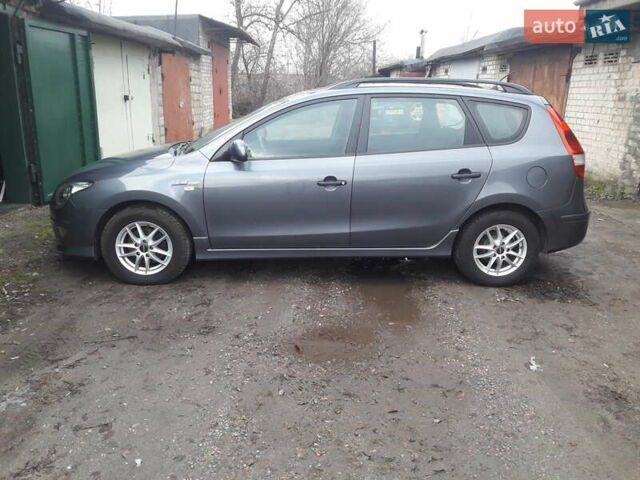 Хендай i30, объемом двигателя 1.58 л и пробегом 220 тыс. км за 6900 $, фото 1 на Automoto.ua