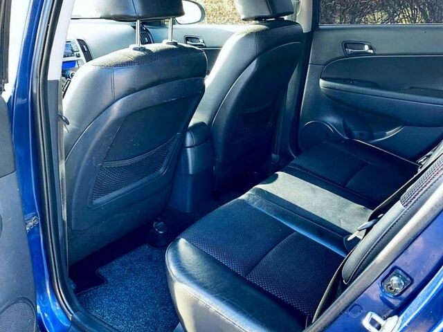 Хендай i30, объемом двигателя 1.6 л и пробегом 116 тыс. км за 7500 $, фото 6 на Automoto.ua