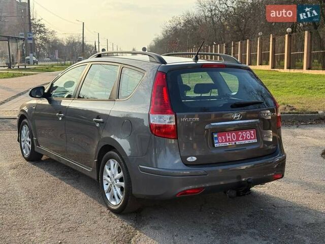 Хендай i30, объемом двигателя 1.4 л и пробегом 189 тыс. км за 7500 $, фото 2 на Automoto.ua