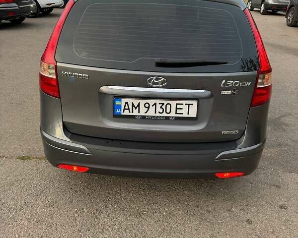 Хендай i30, объемом двигателя 1.6 л и пробегом 247 тыс. км за 6500 $, фото 3 на Automoto.ua