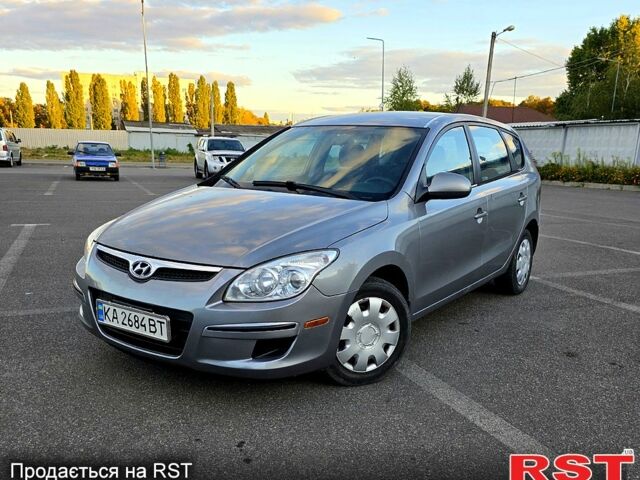 Хендай i30 2011 в Харькове на Automoto.ua Хендай i30, объемом двигателя 2 л и пробегом 0 тыс. км за 5700 $, фото 1 на Automoto.ua