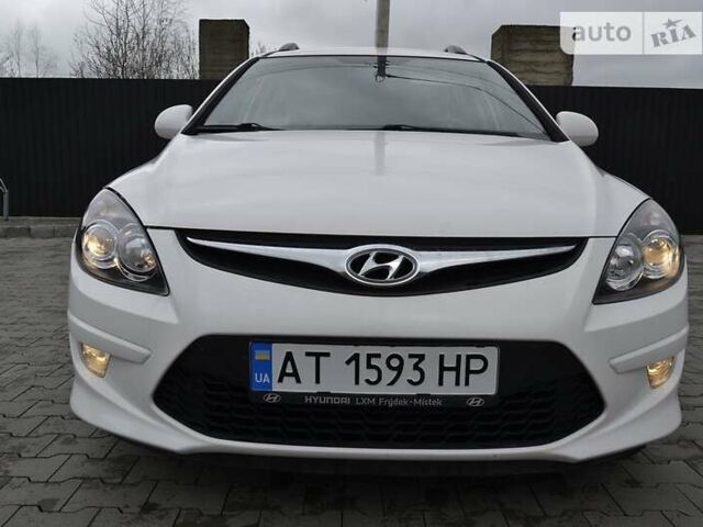 Хендай i30, объемом двигателя 1.6 л и пробегом 210 тыс. км за 7000 $, фото 8 на Automoto.ua