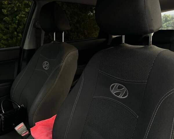 Хендай i30, объемом двигателя 1.6 л и пробегом 247 тыс. км за 6500 $, фото 19 на Automoto.ua