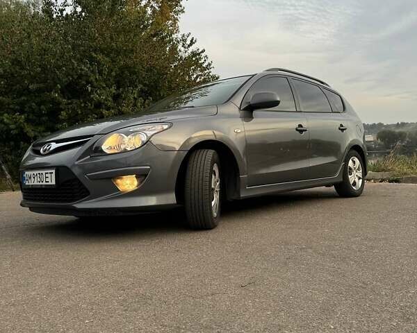 Хендай i30, объемом двигателя 1.6 л и пробегом 247 тыс. км за 6500 $, фото 2 на Automoto.ua