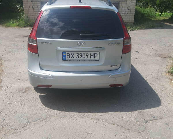 Хендай i30, объемом двигателя 1.6 л и пробегом 317 тыс. км за 5999 $, фото 5 на Automoto.ua