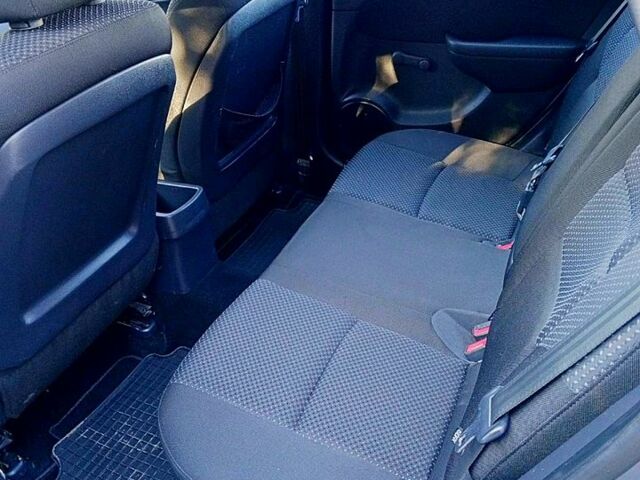 Хендай i30, об'ємом двигуна 1.4 л та пробігом 167 тис. км за 7400 $, фото 7 на Automoto.ua
