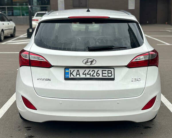 Хендай i30, объемом двигателя 1.6 л и пробегом 237 тыс. км за 7700 $, фото 4 на Automoto.ua