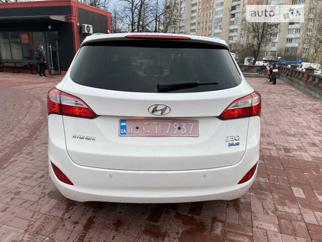 Хендай i30, объемом двигателя 1.6 л и пробегом 225 тыс. км за 9200 $, фото 37 на Automoto.ua