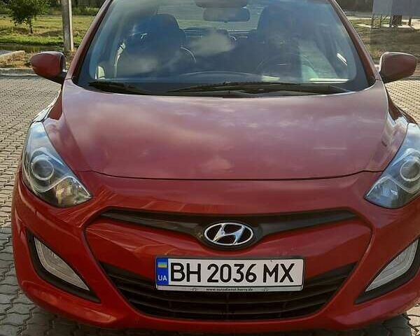 Хендай i30, объемом двигателя 1.4 л и пробегом 140 тыс. км за 7600 $, фото 9 на Automoto.ua