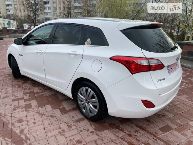 Хендай i30, об'ємом двигуна 1.6 л та пробігом 225 тис. км за 9200 $, фото 35 на Automoto.ua