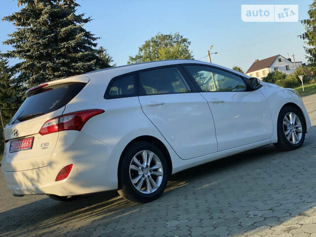 Хендай i30, объемом двигателя 1.6 л и пробегом 233 тыс. км за 9500 $, фото 7 на Automoto.ua