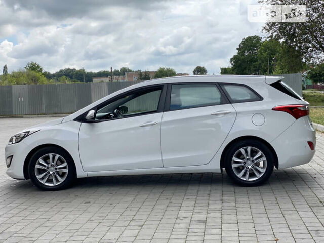 Хендай i30, объемом двигателя 1.6 л и пробегом 233 тыс. км за 9500 $, фото 5 на Automoto.ua