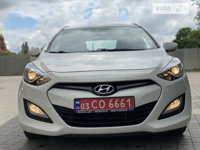 Хендай i30, объемом двигателя 1.6 л и пробегом 233 тыс. км за 9500 $, фото 3 на Automoto.ua