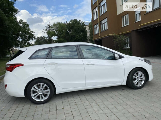 Хендай i30, объемом двигателя 1.6 л и пробегом 233 тыс. км за 9500 $, фото 17 на Automoto.ua