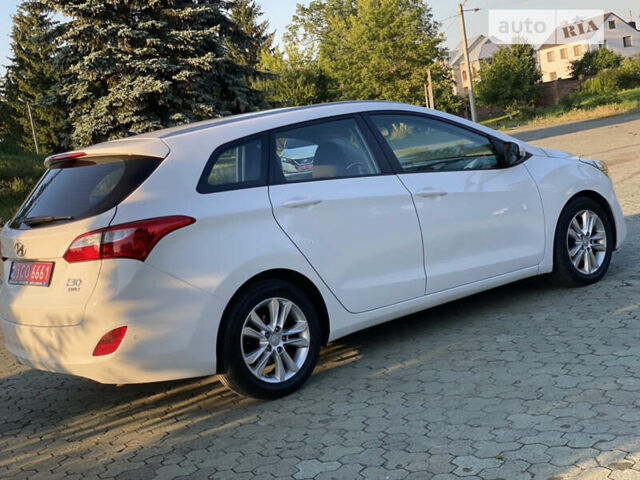 Хендай i30, объемом двигателя 1.6 л и пробегом 233 тыс. км за 9500 $, фото 6 на Automoto.ua