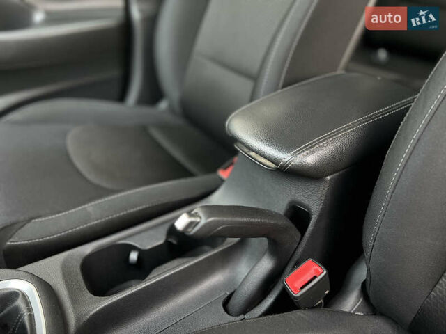 Хендай i30, объемом двигателя 1.58 л и пробегом 178 тыс. км за 11800 $, фото 32 на Automoto.ua