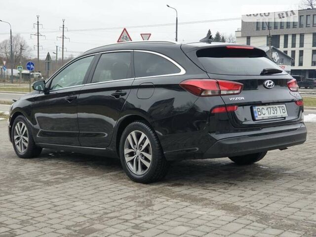 Хендай i30, объемом двигателя 1.58 л и пробегом 128 тыс. км за 14999 $, фото 4 на Automoto.ua