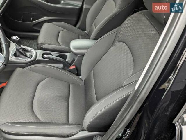 Хендай i30, объемом двигателя 1.58 л и пробегом 231 тыс. км за 11750 $, фото 21 на Automoto.ua