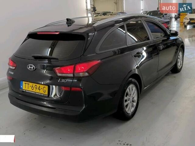 Хендай i30, объемом двигателя 1.58 л и пробегом 231 тыс. км за 11750 $, фото 14 на Automoto.ua
