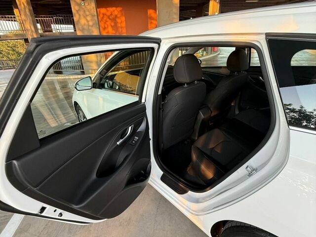 Хендай i30, об'ємом двигуна 0 л та пробігом 55 тис. км за 15200 $, фото 15 на Automoto.ua