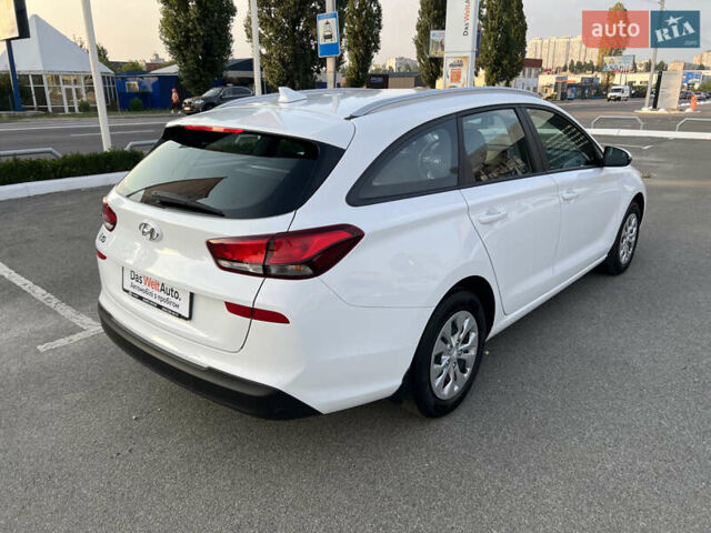 Хендай i30, объемом двигателя 1.5 л и пробегом 75 тыс. км за 14400 $, фото 6 на Automoto.ua