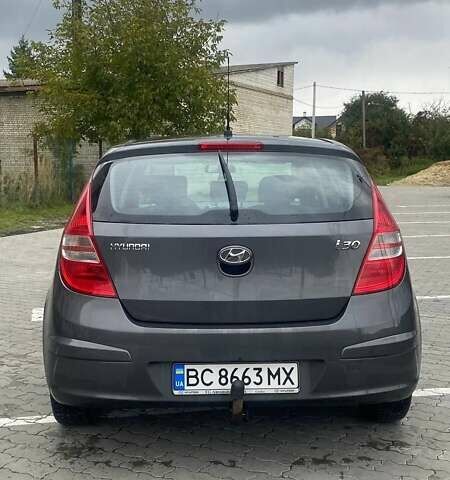 Серый Хендай i30, объемом двигателя 1.4 л и пробегом 201 тыс. км за 5499 $, фото 12 на Automoto.ua